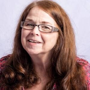 Meet your Posher, Nora